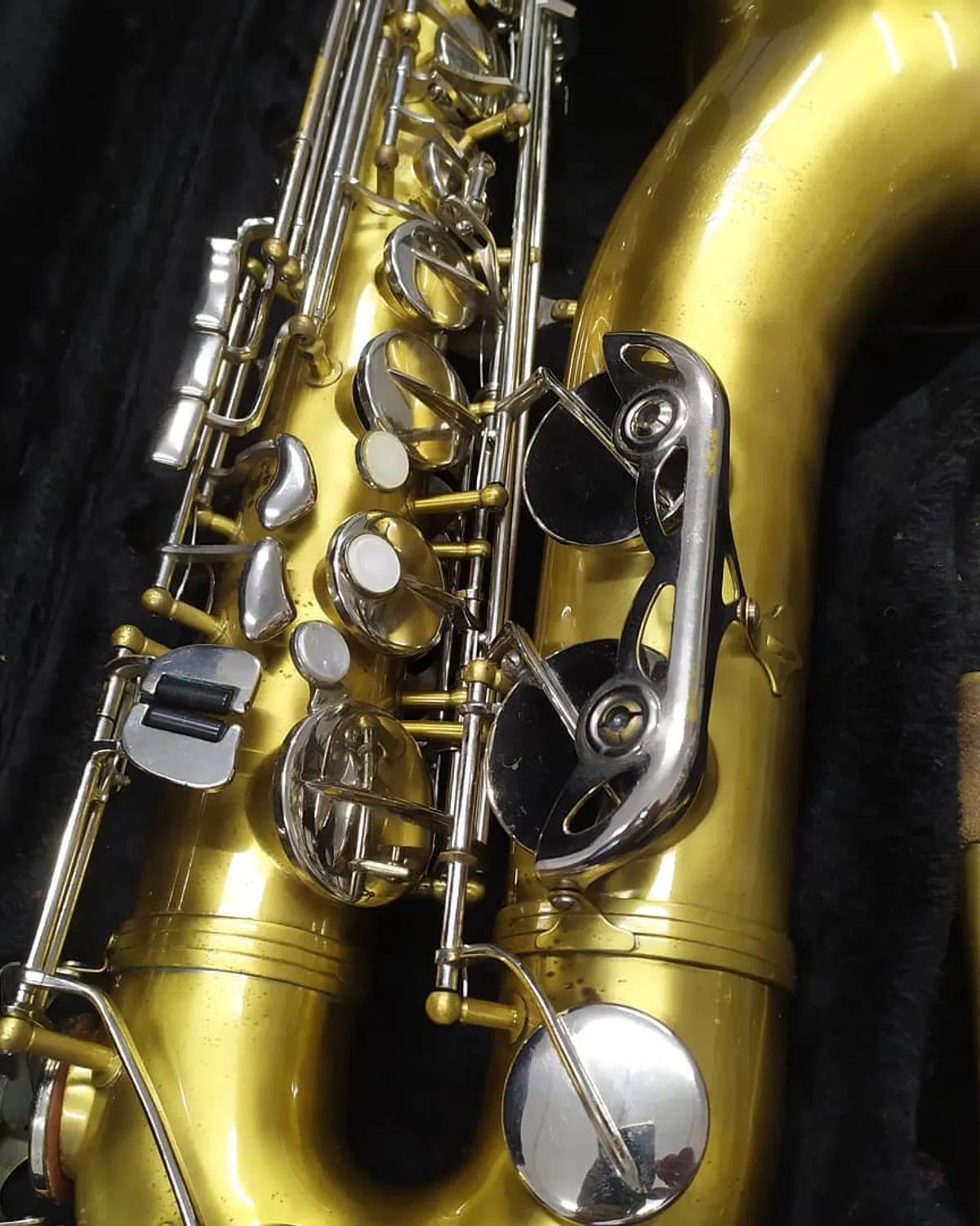 Saxofone alto revisado na oficina da Musicaltec